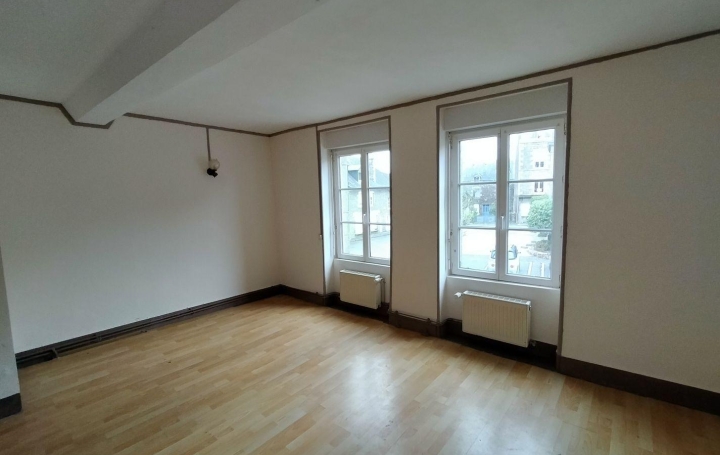 Maison de village LIGNIERES-ORGERES (53140)  62 m2 33 000 € 