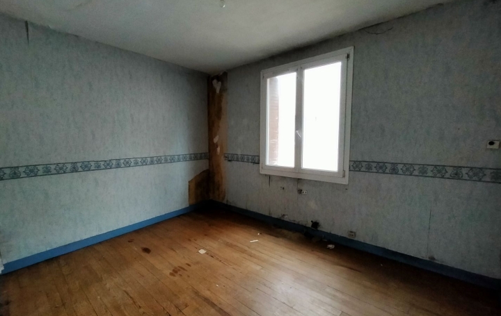 Maison de ville VILLAINES-LA-JUHEL (53700)  106 m2 75 000 € 