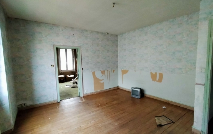 Maison de ville VILLAINES-LA-JUHEL (53700)  106 m2 75 000 € 