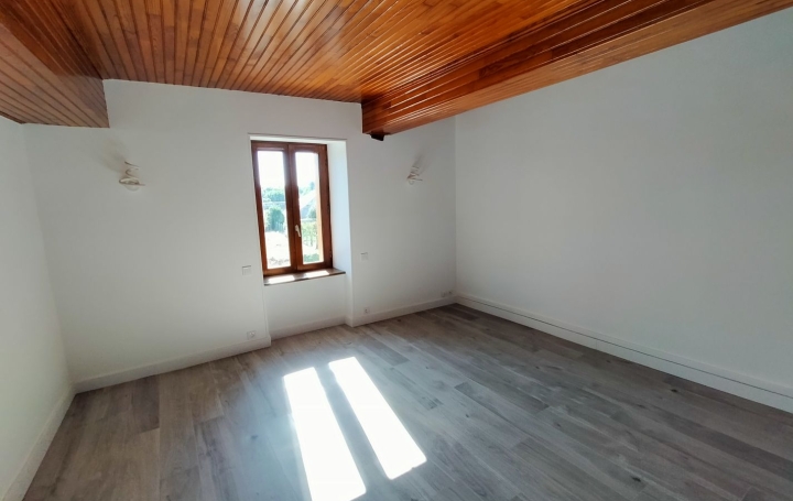 Maison de village AVERTON (53700)  54 m2 70 000 € 