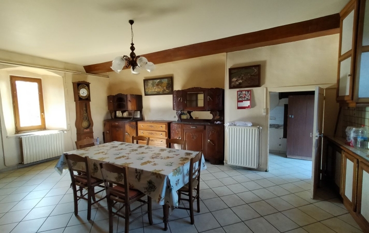 Maison SAINTE-MARIE-DU-BOIS (53110)  122 m2 147 500 € 