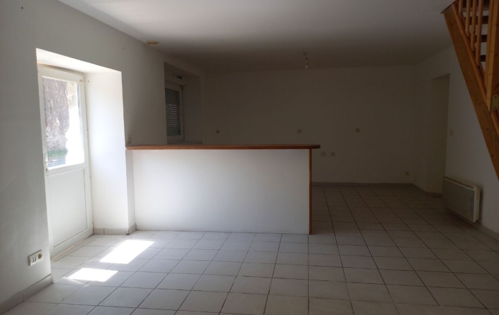 Maison de village SOUGE-LE-GANELON (72130)  80 m2 65 000 € 