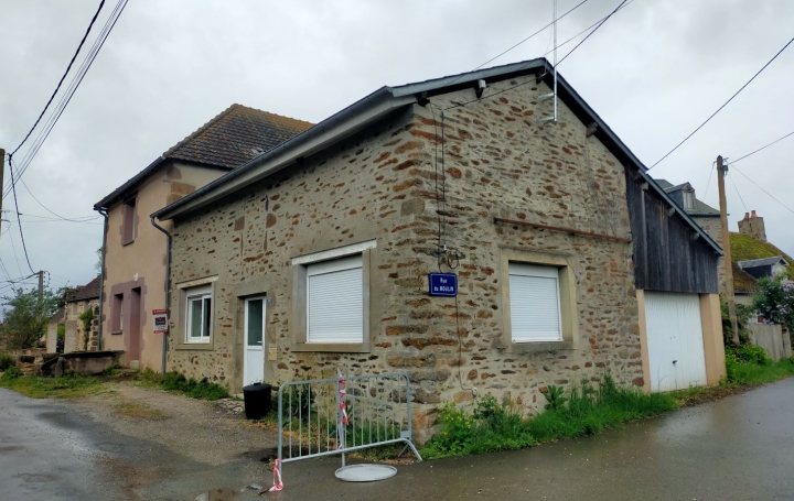 Maison de village SOUGE-LE-GANELON (72130)  170 m2 137 000 € 