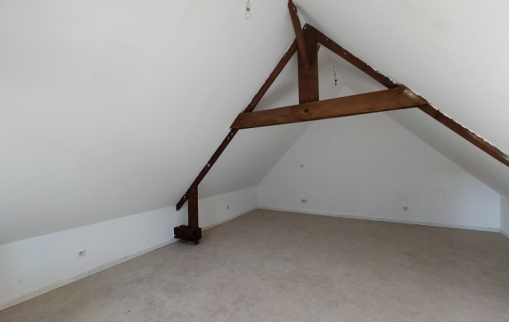 Maison de village SOUGE-LE-GANELON (72130)  170 m2 137 000 € 