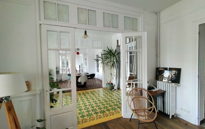 Propriété BAGNOLES-DE-L'ORNE (61140)  900 m2 878 800 € 