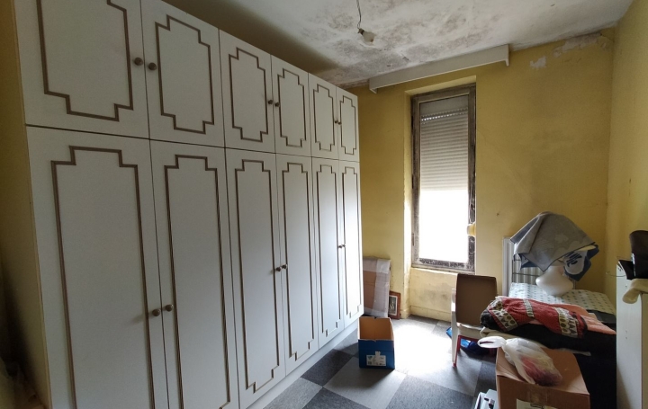 Maison de ville VILLAINES-LA-JUHEL (53700)  165 m2 90 500 € 