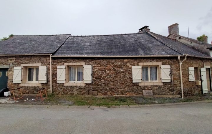 Maison de village SAINT-AUBIN-DU-DESERT (53700)  90 m2 65 000 € 