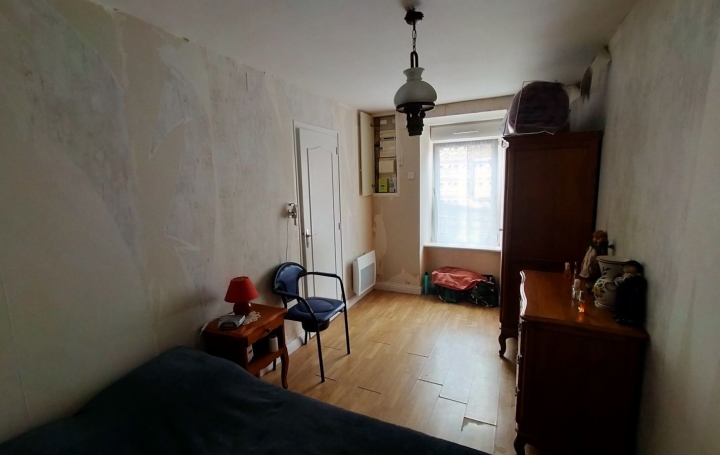 Maison de ville VILLAINES-LA-JUHEL (53700)  80 m2 63 000 € 