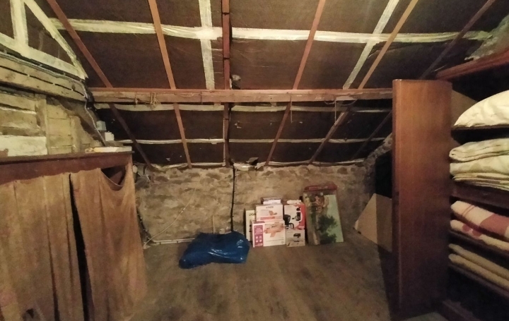 Maison de ville VILLAINES-LA-JUHEL (53700)  80 m2 63 000 € 