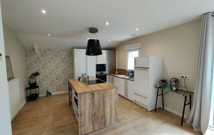 Maison JUBLAINS (53160)  161 m2 270 400 € 