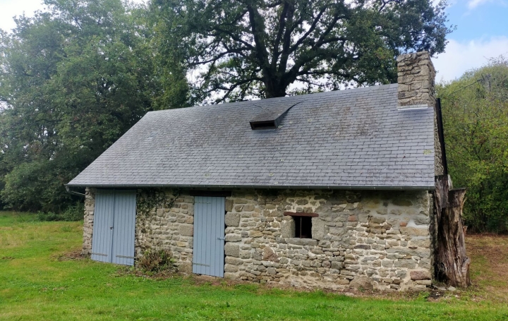 Maison JUBLAINS (53160)  161 m2 270 400 € 