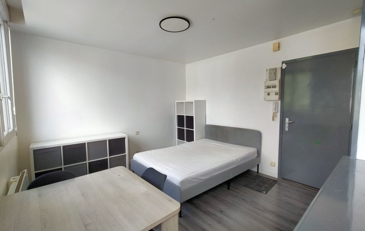 Studio VILLAINES-LA-JUHEL (53700)  21 m2 33 000 € 