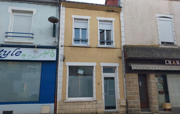 Maison de ville VILLAINES-LA-JUHEL (53700)  57 m2 64 000 € 