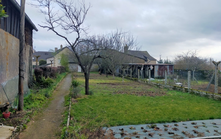 Maison de ville VILLAINES-LA-JUHEL (53700)  146 m2 147 500 € 