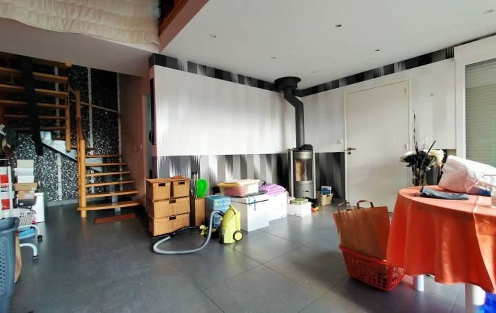 Maison de ville VILLAINES-LA-JUHEL (53700)  146 m2 147 500 € 