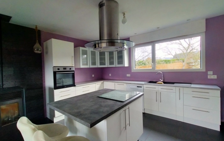 Maison AVERTON (53700)  106 m2 218 400 € 