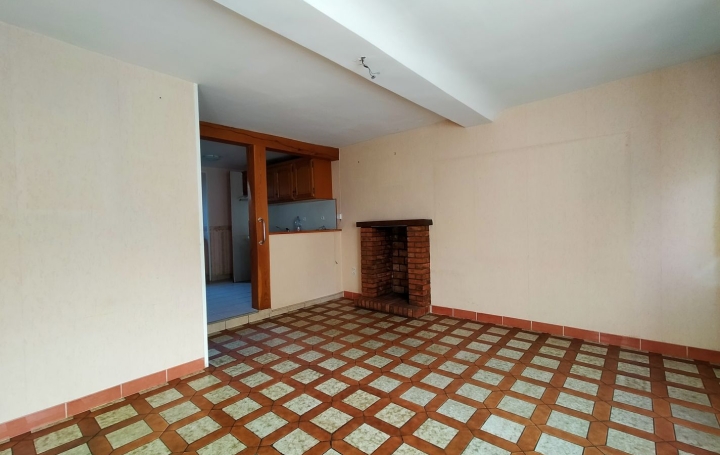 Maison de ville VILLAINES-LA-JUHEL (53700)  102 m2 44 200 € 
