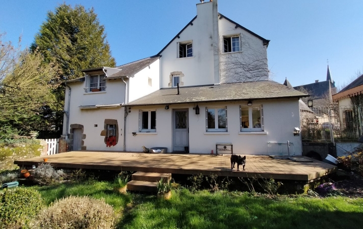 Propriété SOUGE-LE-GANELON (72130)  238 m2 357 075 € 