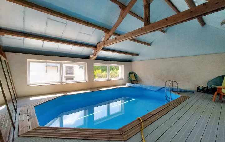 Propriété SAINT-GERMAIN-DE-COULAMER (53700)  166 m2 343 200 € 