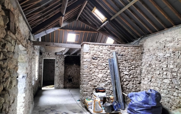 Maison SAINT-GEORGES-SUR-ERVE (53600)  144 m2 105 000 € 