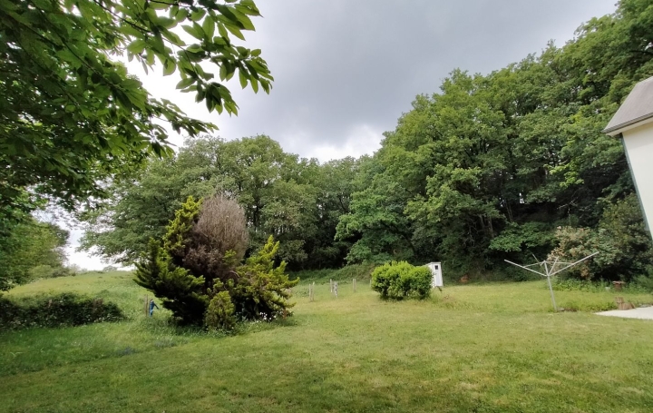 Maison SAINT-AUBIN-DU-DESERT (53700)  88 m2 137 000 € 