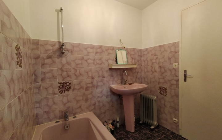 Maison SAINT-AUBIN-DU-DESERT (53700)  88 m2 137 000 € 