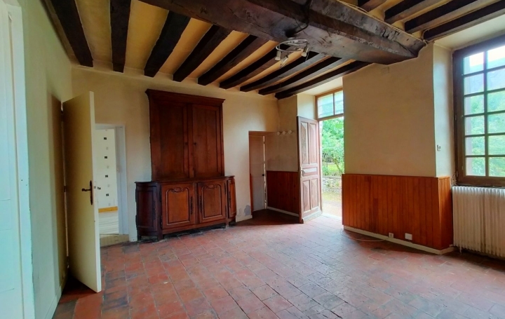 Maison de village COURCITE (53700)  100 m2 96 000 € 