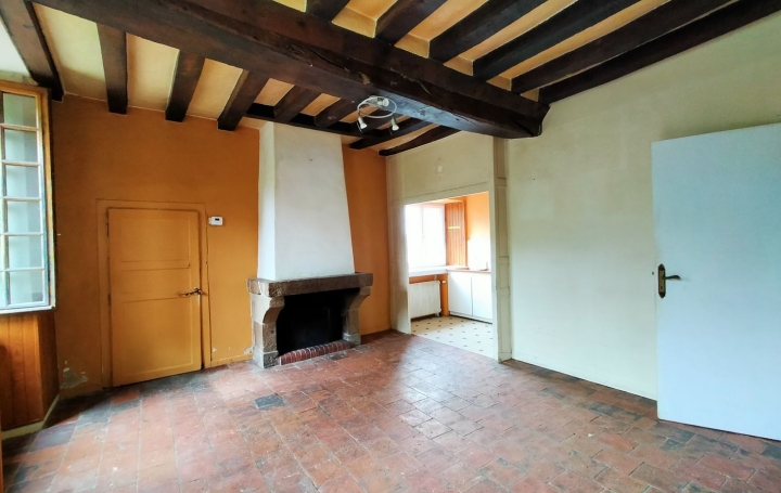 Maison de village COURCITE (53700)  100 m2 96 000 € 