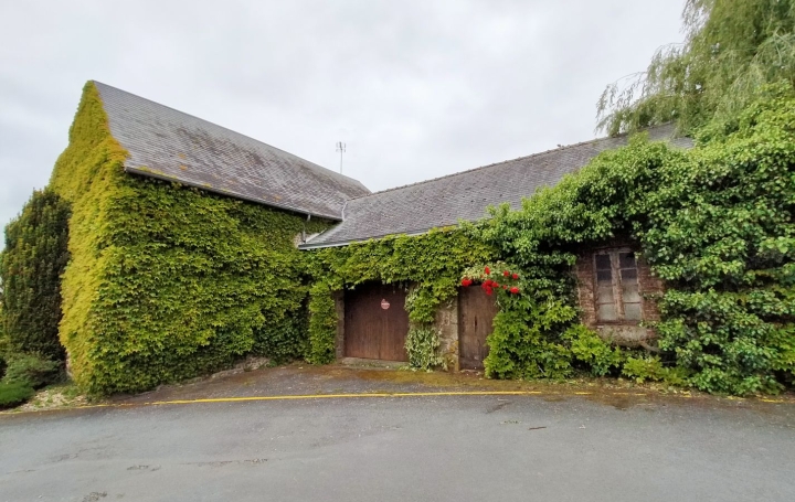 Maison de village COURCITE (53700)  100 m2 96 000 € 