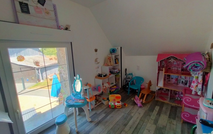 Maison SAINT-PIERRE-DES-NIDS (53370)  110 m2 208 400 € 
