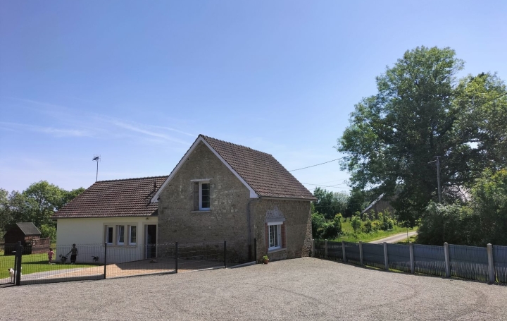 Maison SAINT-PIERRE-DES-NIDS (53370)  110 m2 208 400 € 