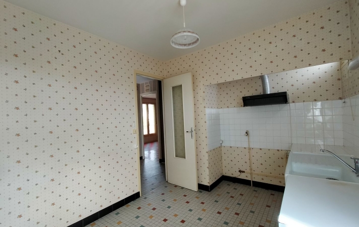 Maison VILLAINES-LA-JUHEL (53700)  62 m2 94 000 € 
