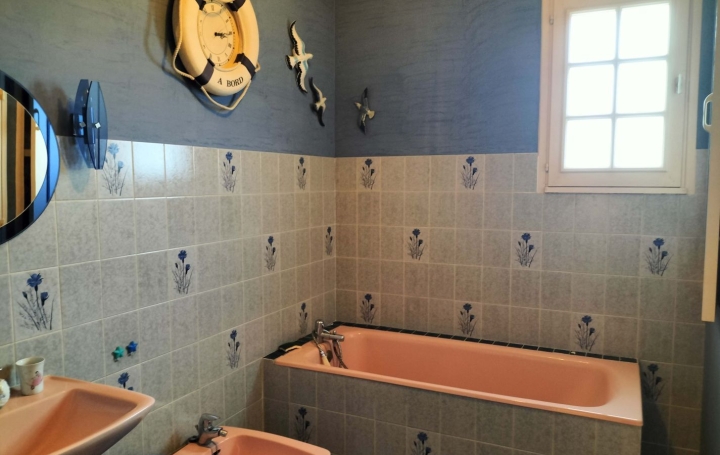 Maison SAINT-AUBIN-DE-LOCQUENAY (72130)  98 m2 147 500 € 