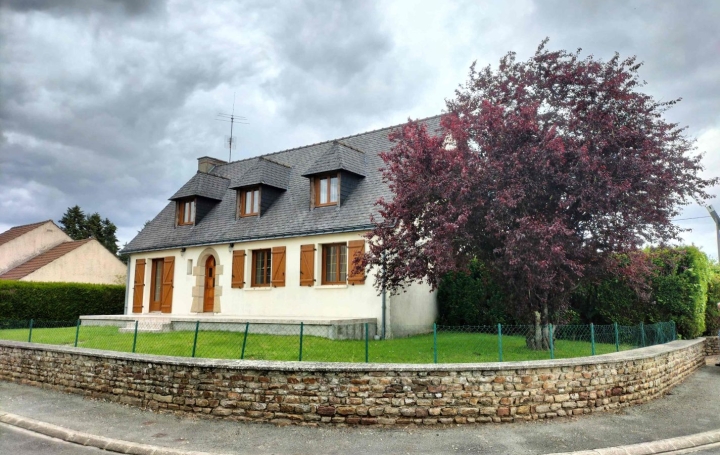 Maison / Villa SAINT-PIERRE-DES-NIDS (53370) 106 m<sup>2</sup> 160 500 € 