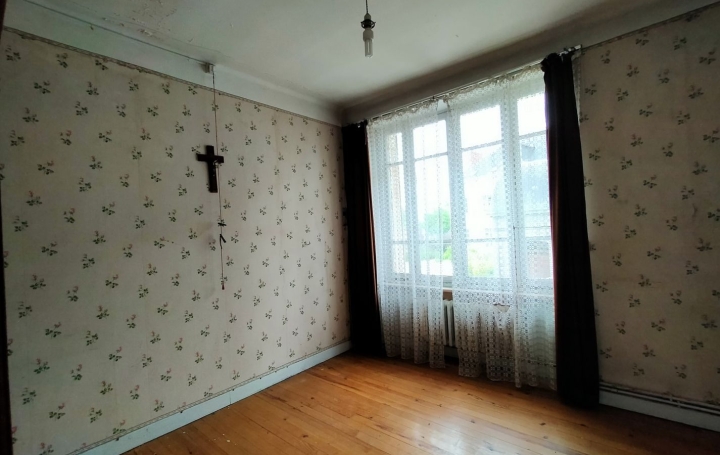 Maison de village LIGNIERES-ORGERES (53140)  77 m2 28 000 € 