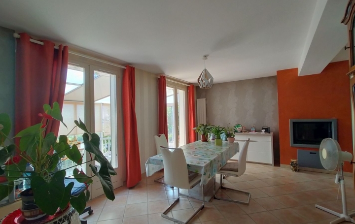 Maison CRENNES-SUR-FRAUBEE (53700)  90 m2 167 500 € 