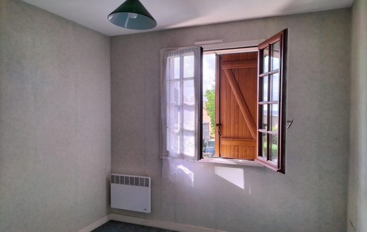 Maison VILLAINES-LA-JUHEL (53700)  81 m2 106 000 € 