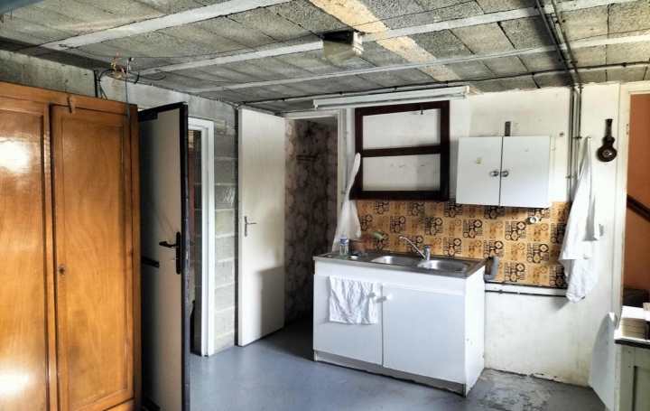 Maison VILLAINES-LA-JUHEL (53700)  81 m2 106 000 € 