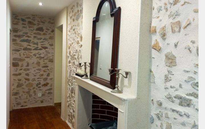 Maison de village CHEMERE-LE-ROI (53340)  118 m2 137 000 € 