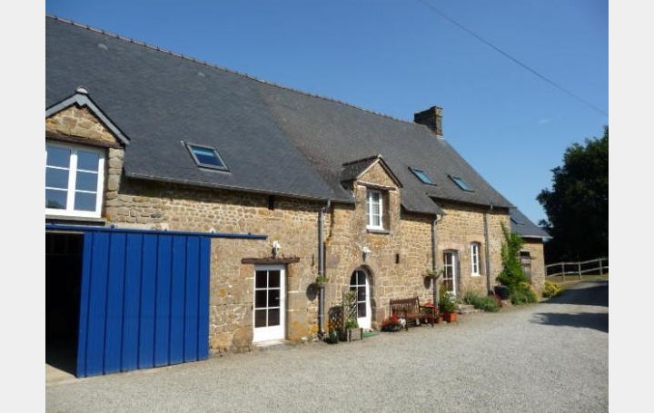 Réseau Immo-diffusion : Maison  ERNEE  300 m2 357 950 € 