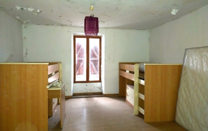 Maison de village SAINT-MARS-DU-DESERT (53700)  59 m2 26 000 € 