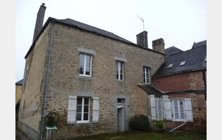 Réseau Immo-diffusion : Maison de village  ANDOUILLE  180 m2 65 000 € 