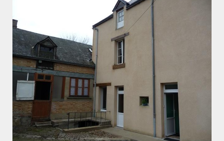 Réseau Immo-diffusion : Maison de village  FRESNAY-SUR-SARTHE  150 m2 64 500 € 