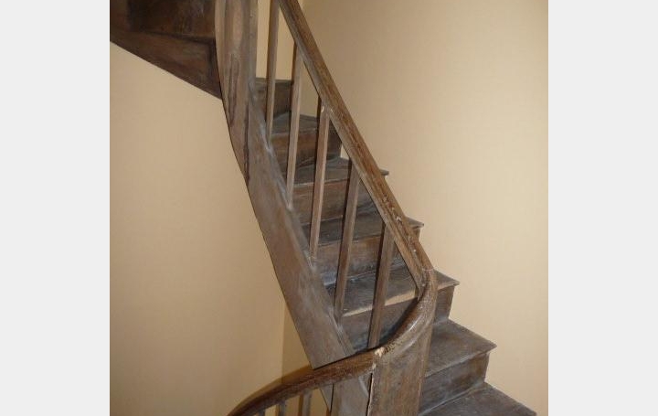 Maison de village CHAMPGENETEUX (53160)  55 m2 33 000 € 