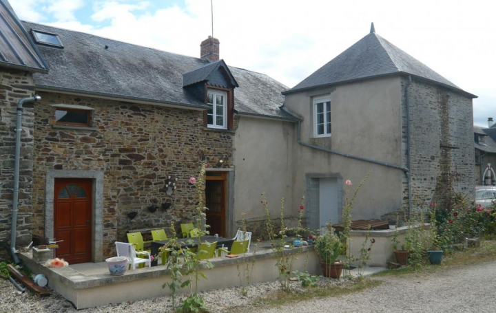 Réseau Immo-diffusion : Maison de village  MADRE  153 m2 142 000 € 