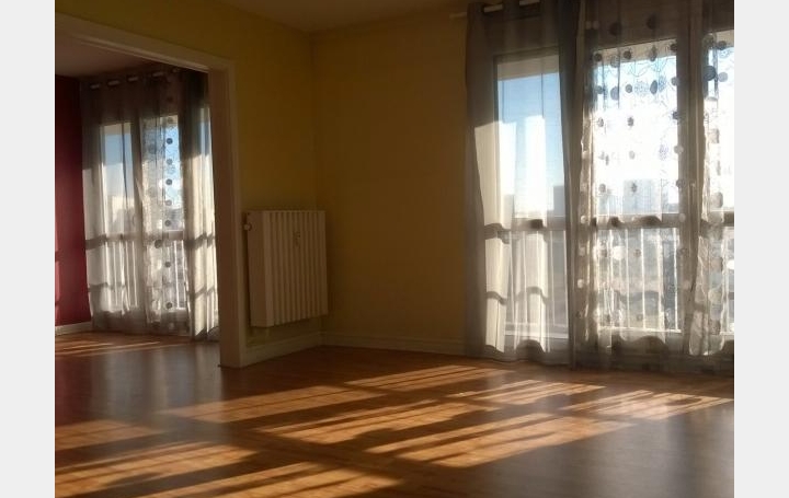 Réseau Immo-diffusion : Appartement P5  VANDOEUVRE-LES-NANCY  95 m2 130 000 € 