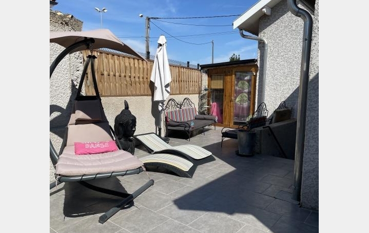 Réseau Immo-diffusion : Maison  LE PEAGE-DE-ROUSSILLON  80 m2 229 000 € 