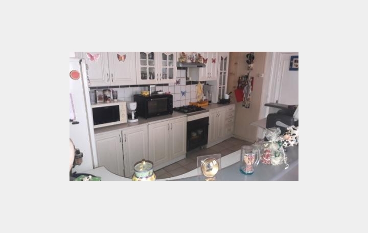 Réseau Immo-diffusion : Maison  FRAISANS  100 m2 109 000 € 