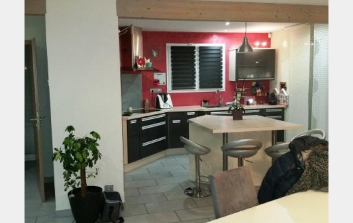 Réseau Immo-diffusion : Maison  PONTARLIER  160 m2 440 000 € 