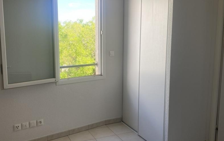 2 Pièces VENDARGUES (34740)  41 m2 734 € 